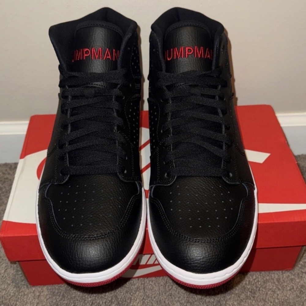 Air Jordan Access/Black-Gym Red-White, Size 9 mens